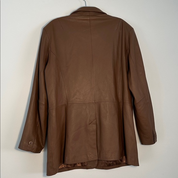 Vintage Brown Leather Blazer - Picture 5 of 10